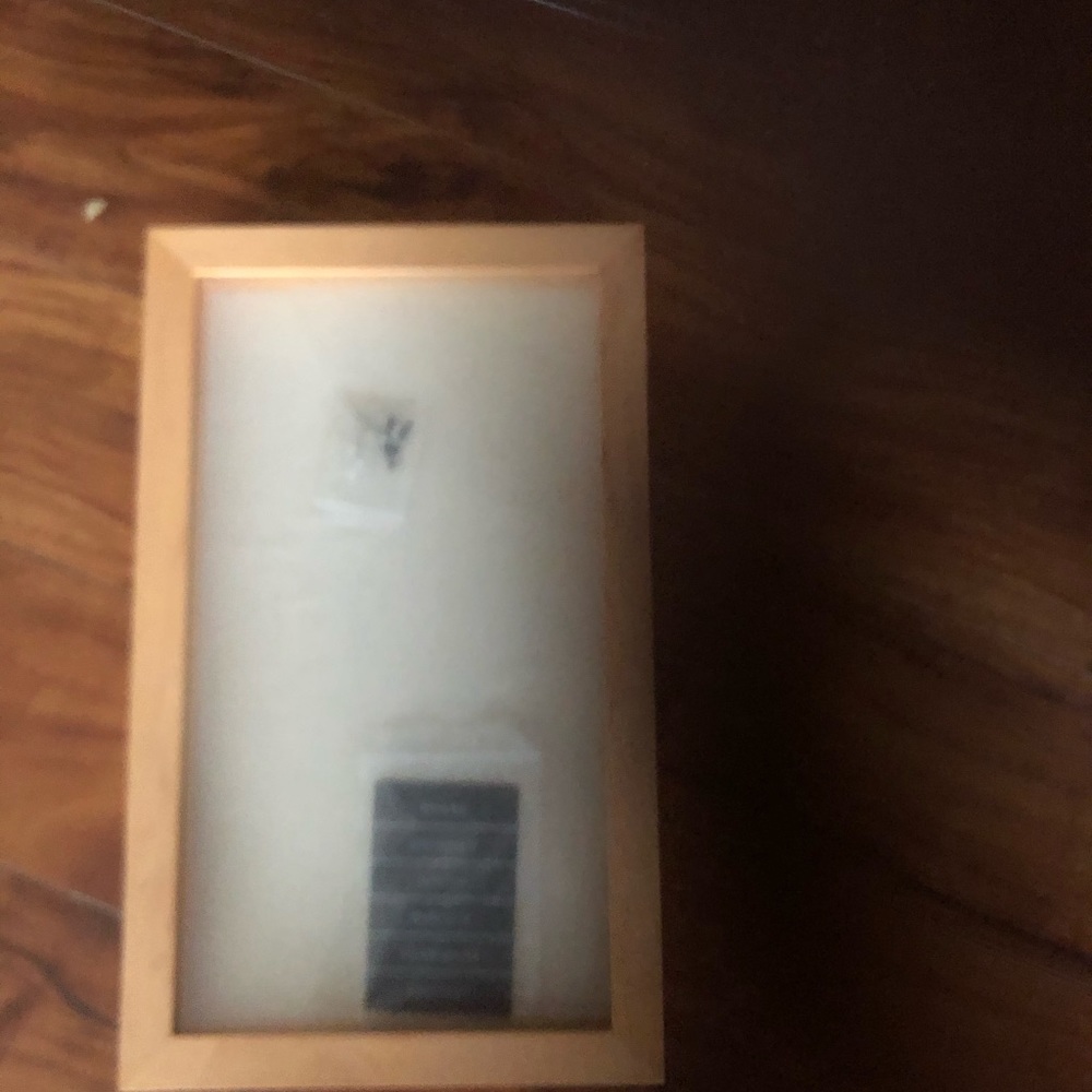 Shadow box